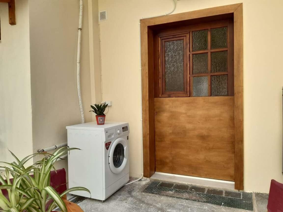 Anastasis Garden Room Kalamata Eksteriør billede